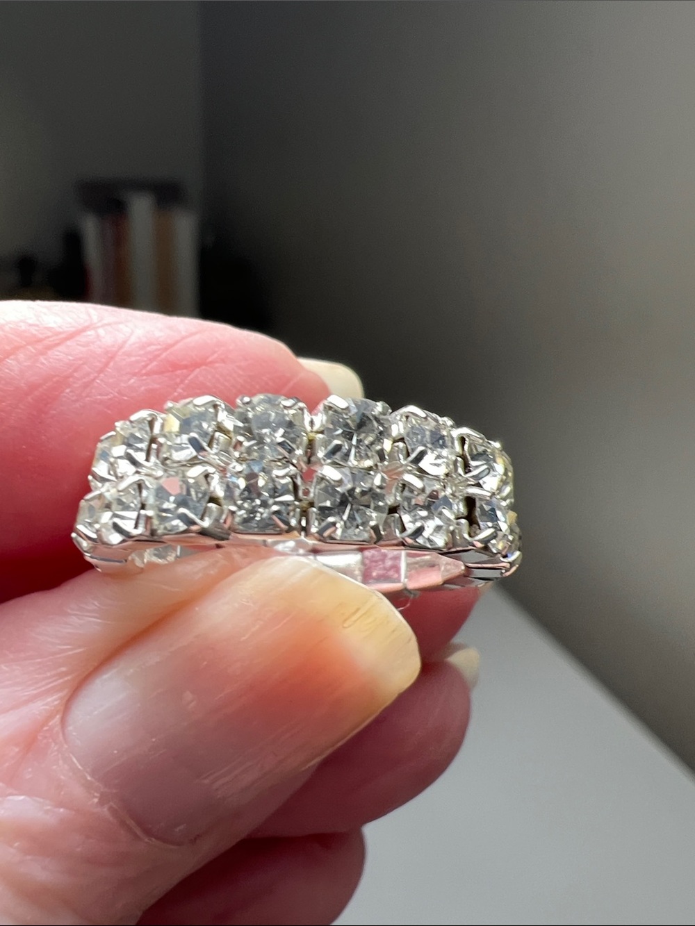 Crystal Pavé Stretch Rings - Clear and Aurora Borealis - Vintage - 5 Rings - Picture 8 of 16